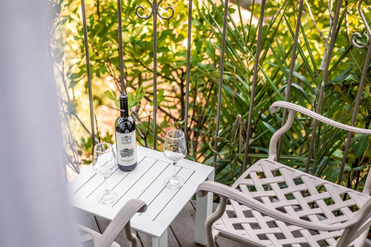 Amirey Hagalil Boutique Hotel Amirim Buitenkant foto