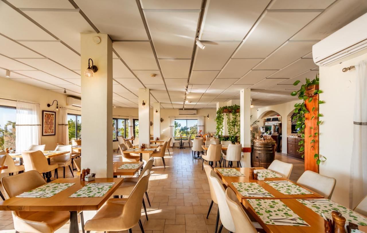 Amirey Hagalil Boutique Hotel Amirim Buitenkant foto